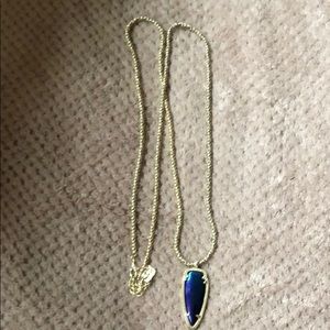 Kendra Scott necklace
